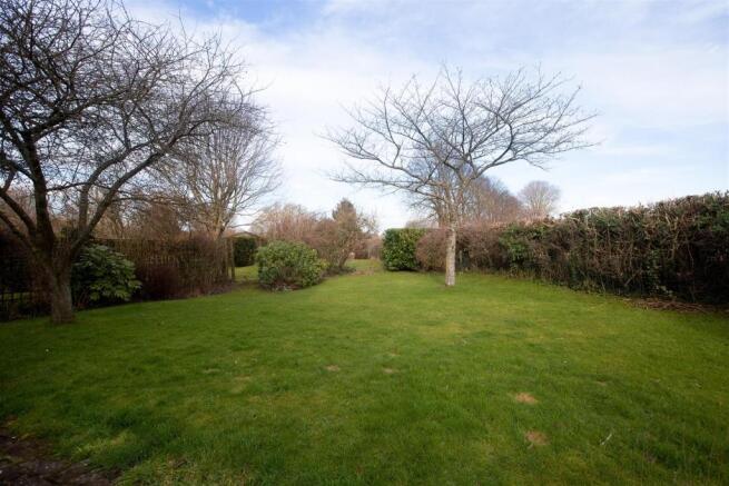 SUMMERFIELD HOUSE - 