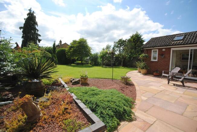 Garden.JPG