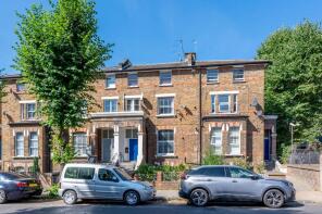 Flat 10, 147 149, Coningham Road, London W12 8BU