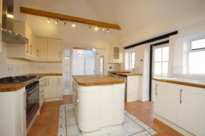 Kitchen/Breakfast Ro