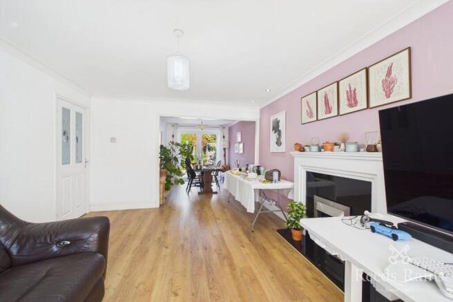 3 bed Semi-Detached for sale Image 5