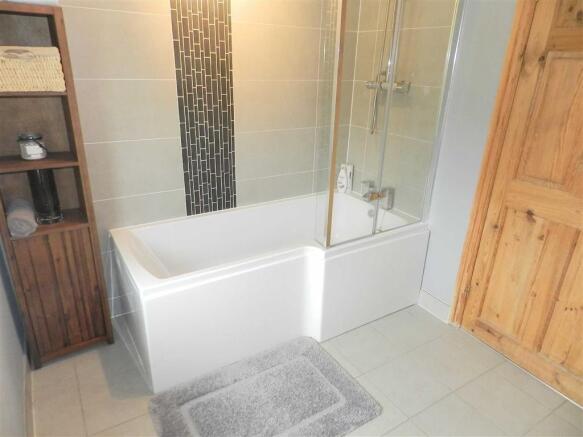 HOUSE BATHROOM