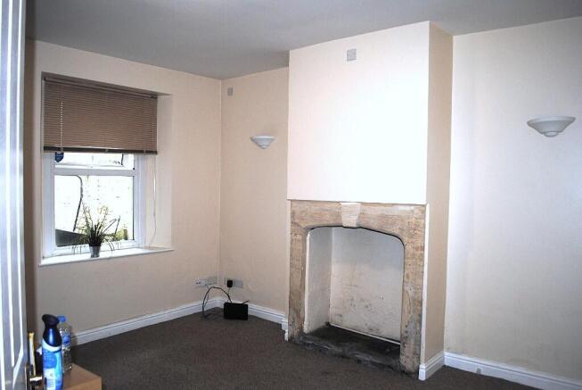 ***a Large, 2 Bedroom House With Garden And Gated Parking*** photo 4