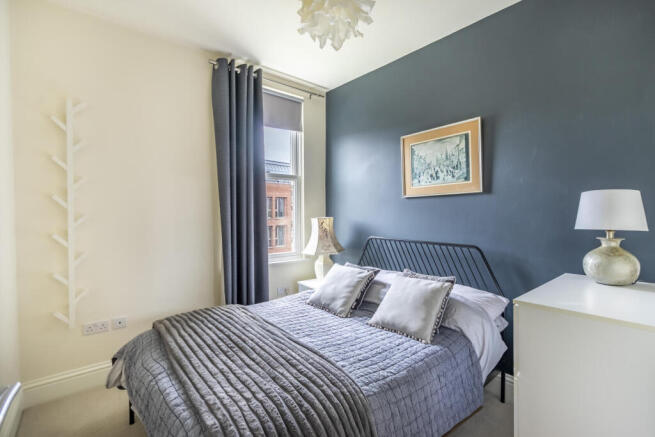 2 bed Apartment for sale Image 7