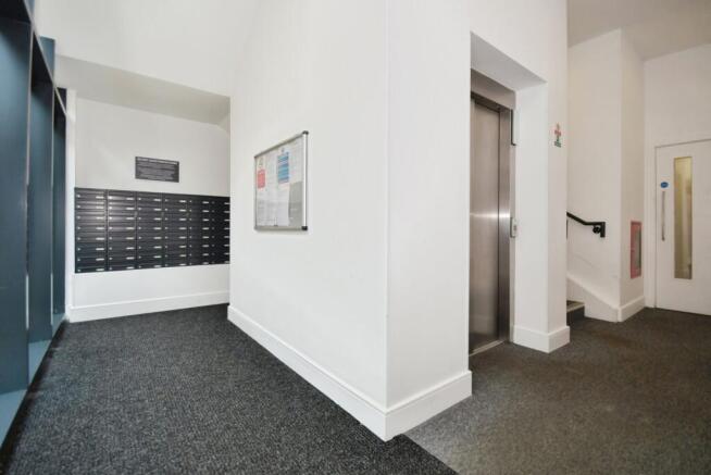 1 bed Flat for sale Image 10