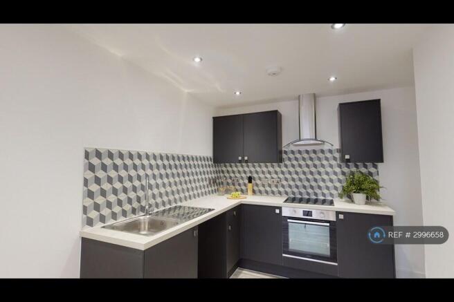 1 bed Flat to rent Image 7