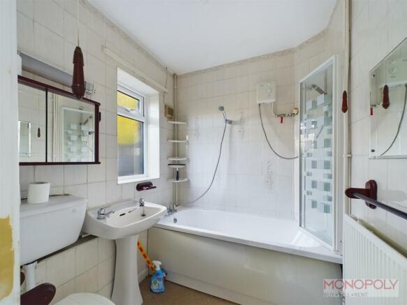 DOWNSTAIRS CLOAKROOM