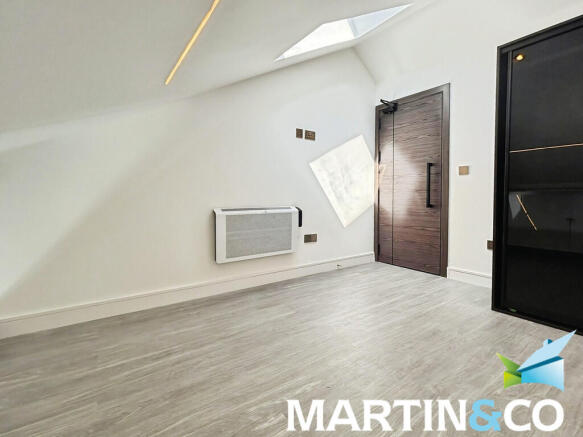 1 bed Apartment to rent Image 10