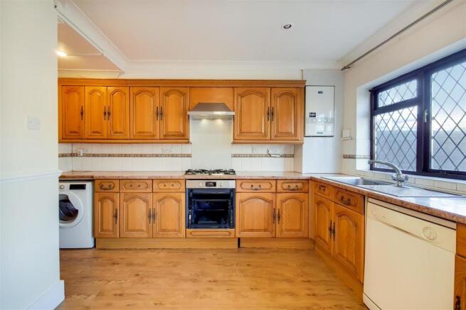 4_Kitchen-Dining Room-1.jpg