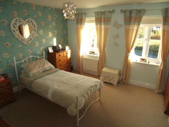 Photo 9