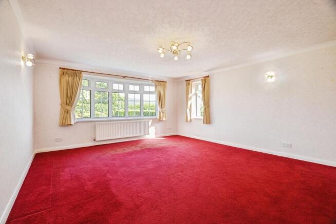 3 bed Bungalow for sale Image 6
