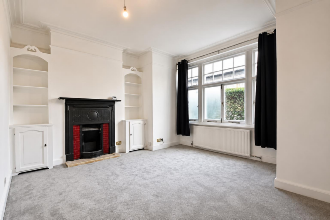 RECEPTION ROOM 1.png