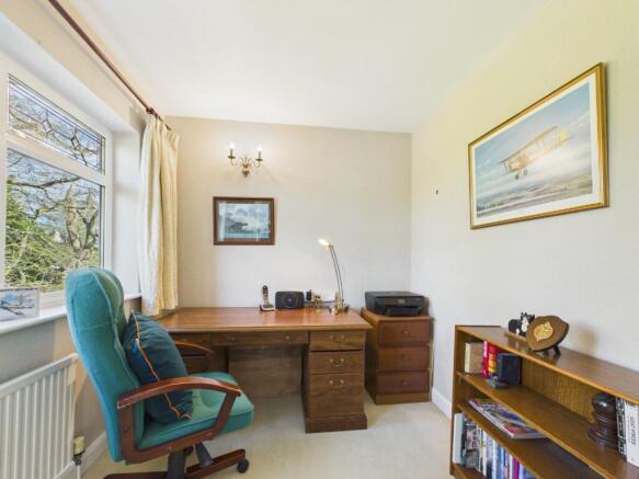 4 bed Detached for sale Image 6