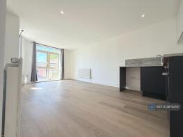 Flat C, 326, Kilburn High Road, London NW6 2QN