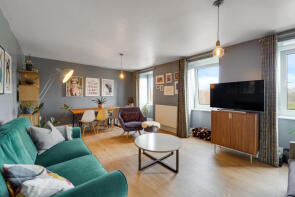 48, Valerian Way, Stratford, London E15 3DF