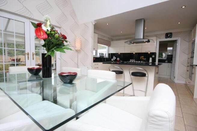 DINING KITCHEN