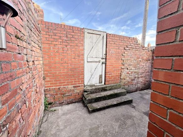 Photo 28