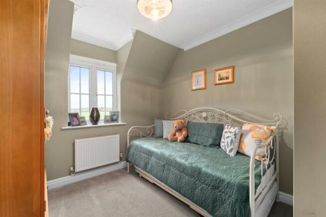 24 Millfield Close-15.jpg