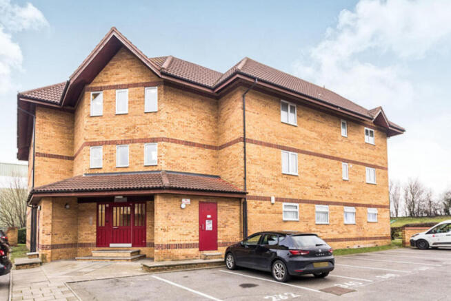 Two bedroom apartment in Erith