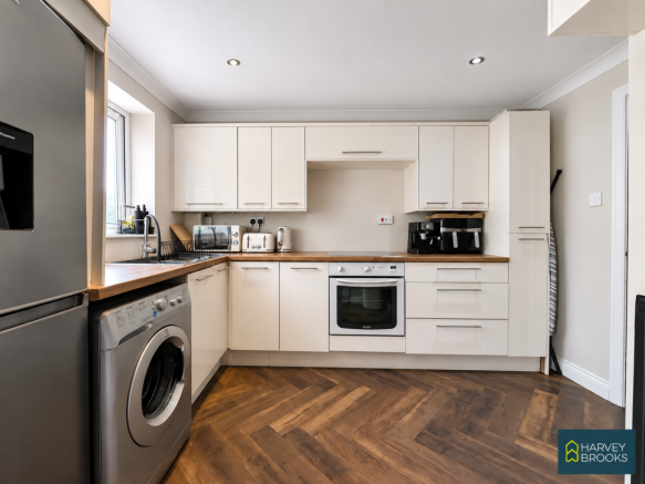 3 bed Detached for sale Image 2