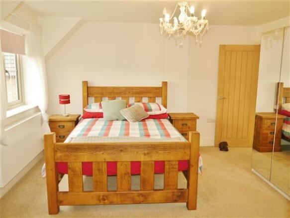 GUEST SUITE