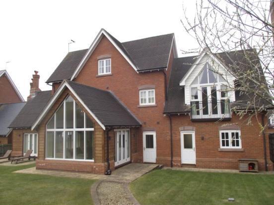Rear Aspect