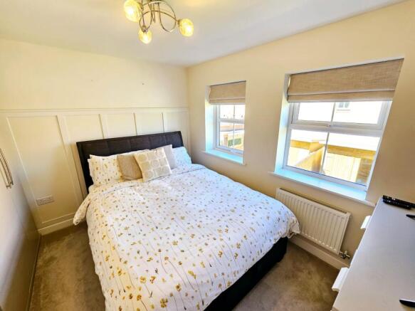 3 bed Semi-Detached for sale Image 11