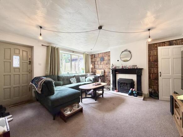 3 bed Semi-Detached for sale Image 5
