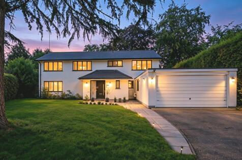 Old Avenue, West Byfleet, Surrey, KT14