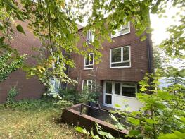 37, Farm Lodge Grove, Malinslee, Telford TF3 2HP