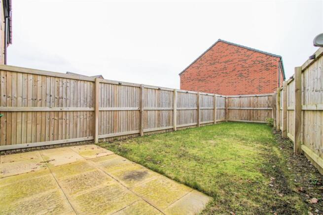 3 bed Town House for sale Image 12