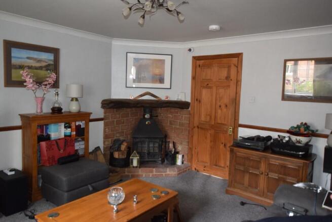 3 bed Semi-Detached for sale Image 7