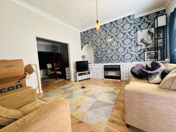 3 bed Terraced for sale Image 5