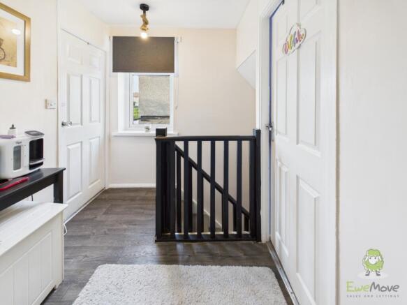 3 bed Semi-Detached for sale Image 12
