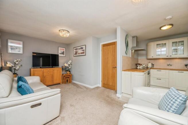 Lounge Kitchen