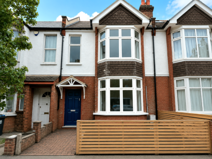 Kingston Road, London, SW20 8JS