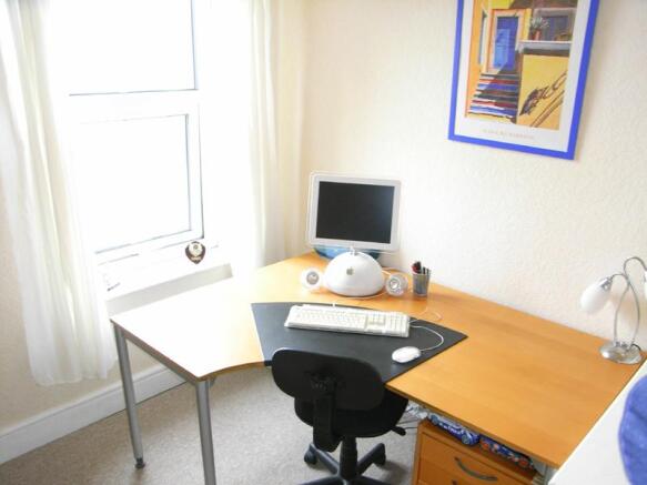 Photo 6