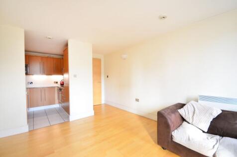 Albany Court, Plumbers Row, Aldgate, London, E1
