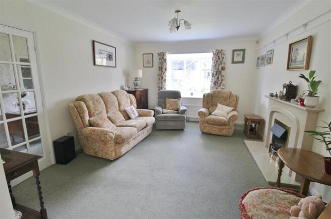 SITTING ROOM