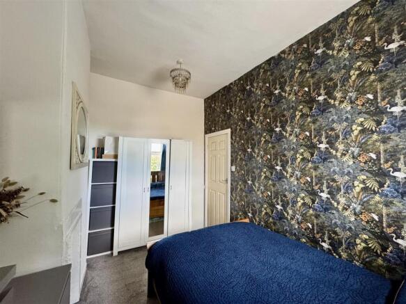 3 bed Terraced for sale Image 12