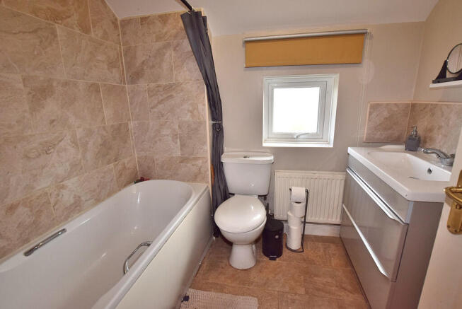 3 bed Semi-Detached for sale Image 10