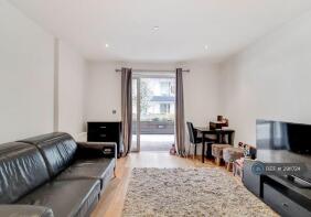 20 Howe House, 20, Love Lane, Woolwich SE18 6HW