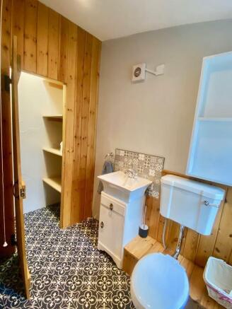 Photo 7