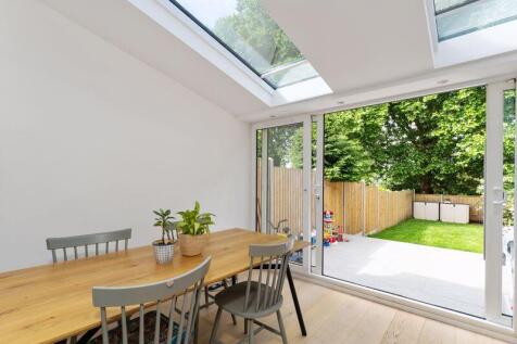 Gaskell Road, Highgate, London, N6