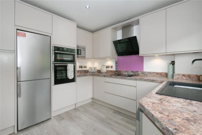3 bed Bungalow for sale Image 4