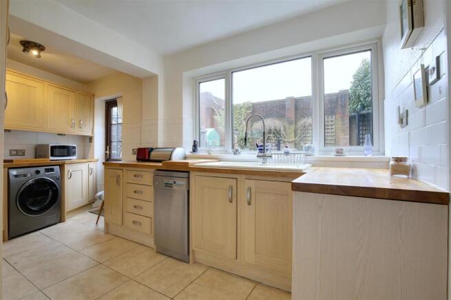 Kitchen.jpg