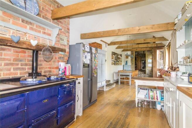 Kitchen/Dining
