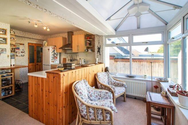 Kitchen/ conse...