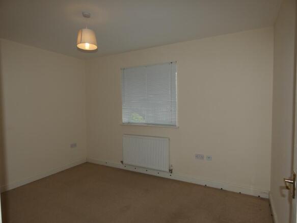 2 bed Flat to rent Image 6