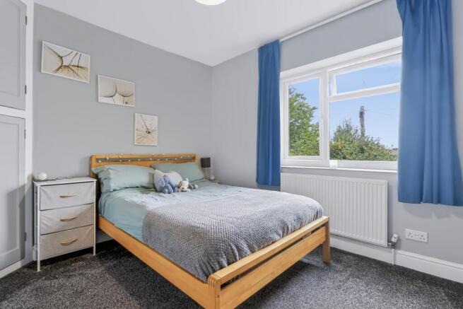 4 bed Semi-Detached for sale Image 7